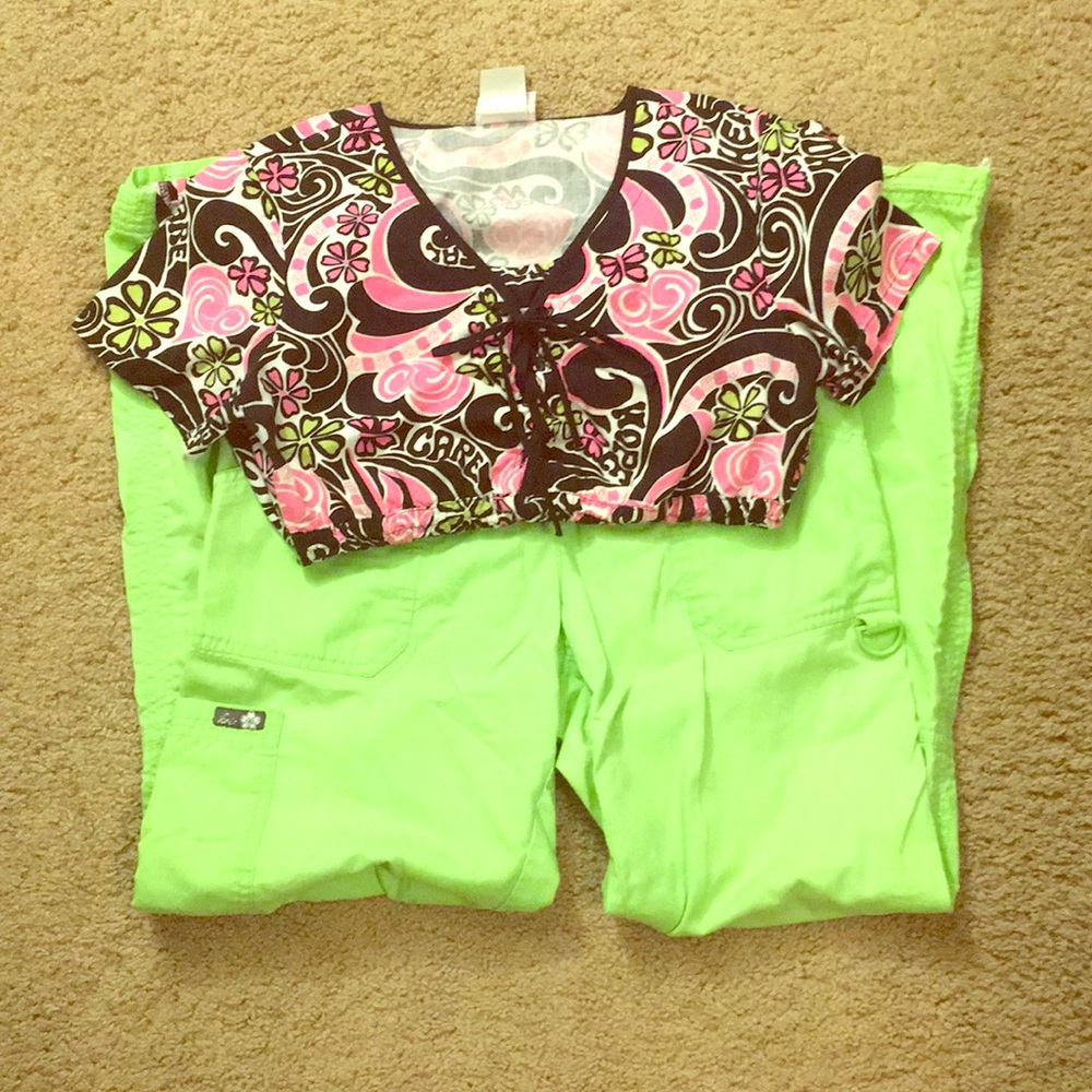 SCRUB SET!!